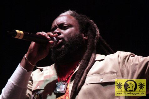 Morgan Heritage (Jam) 14. Chiemsee Reggae Festival, Übersee - Mainstage 24. August 2008 (1).jpg